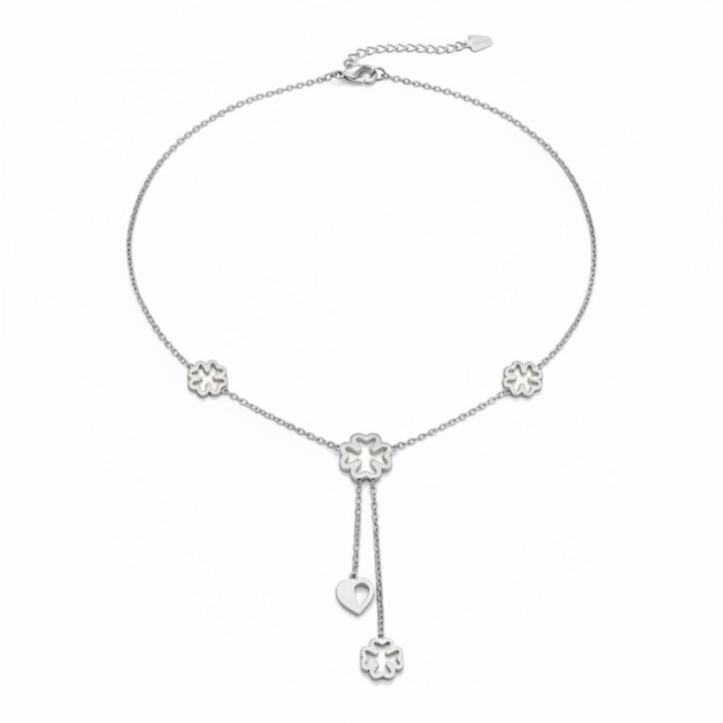 Halsband Med Dekorativa Detaljer